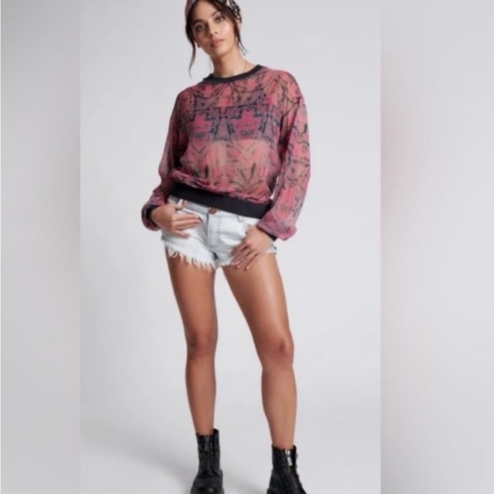 SOLD One Teaspoon Kaleidoscope Crew top size XXS or L pink navy chiffon